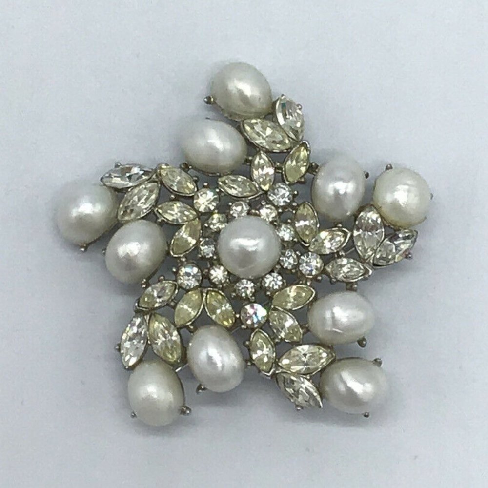 Crown Trifari Clear Rhinestone White Faux Pearl